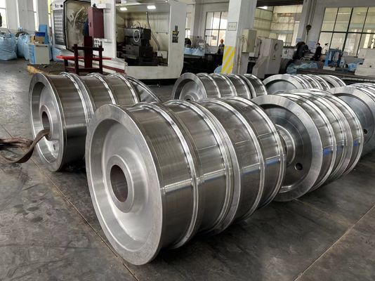 500mm - 1100mm Diameter Crane Wheels 42CrMo Open Die Forging