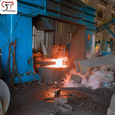 100kg - 7000KG Alloy Steel Heavy Steel Forgings Shaft For Wind Turbine Hot Forging Steel