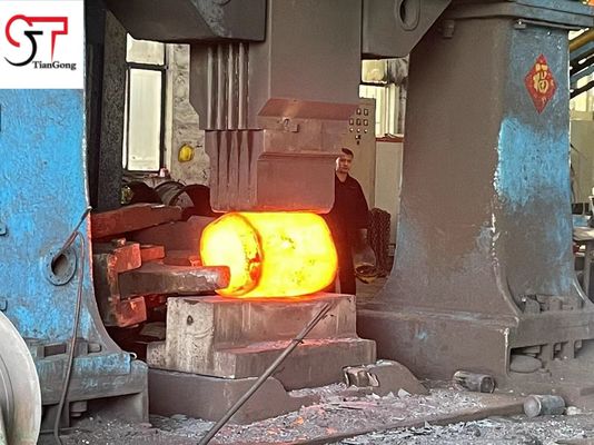 Large Diameter Free Forging 42CrMo4 Rough Machined Heavy Steel Forgings