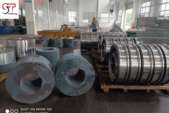 42CrNiMo C45 Forged Steel Flanges Polished Open Forging OEM