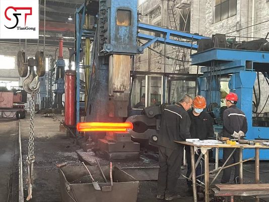 40CrNiMo C45 Heavy Steel Forging Precision Cast And Forge Industrial Forging